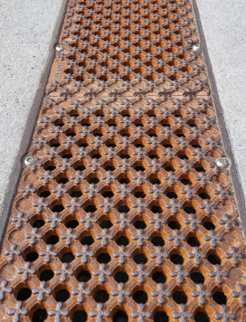 9" Flower Grid Trench Grate
